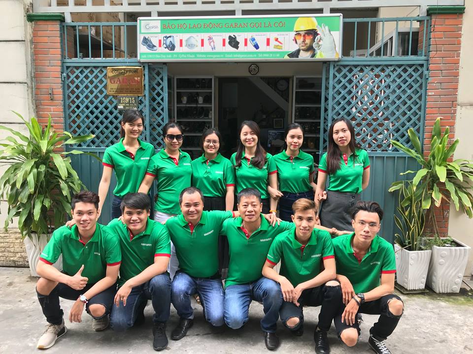 Tập thể nhân viên bảo hộ lao động GARAN