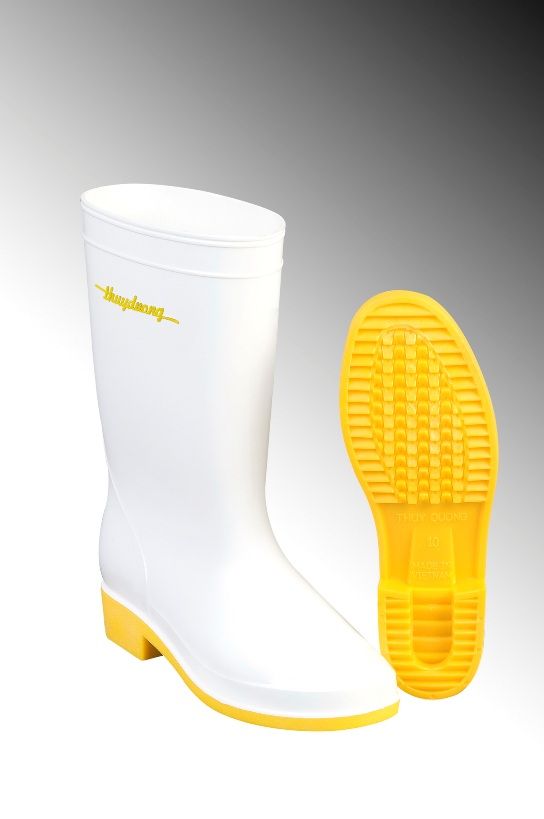 Ủng bảo hộ UMS-28